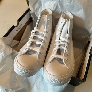 Converse Taylor Chucks High tops